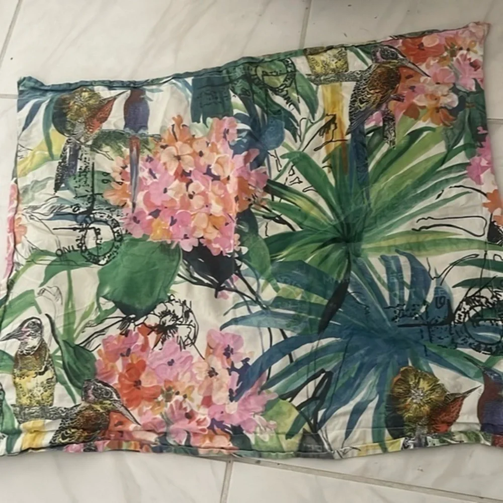 1 Pottery barn botanical birds pillow cover standard